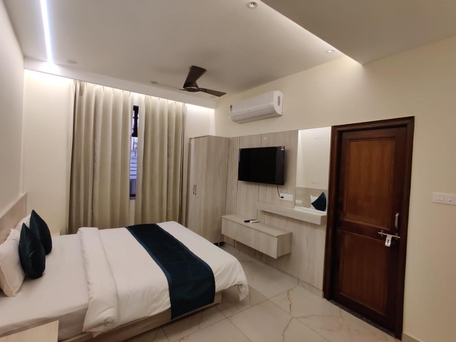 Devaaya Palace Rishīkesh Extérieur photo