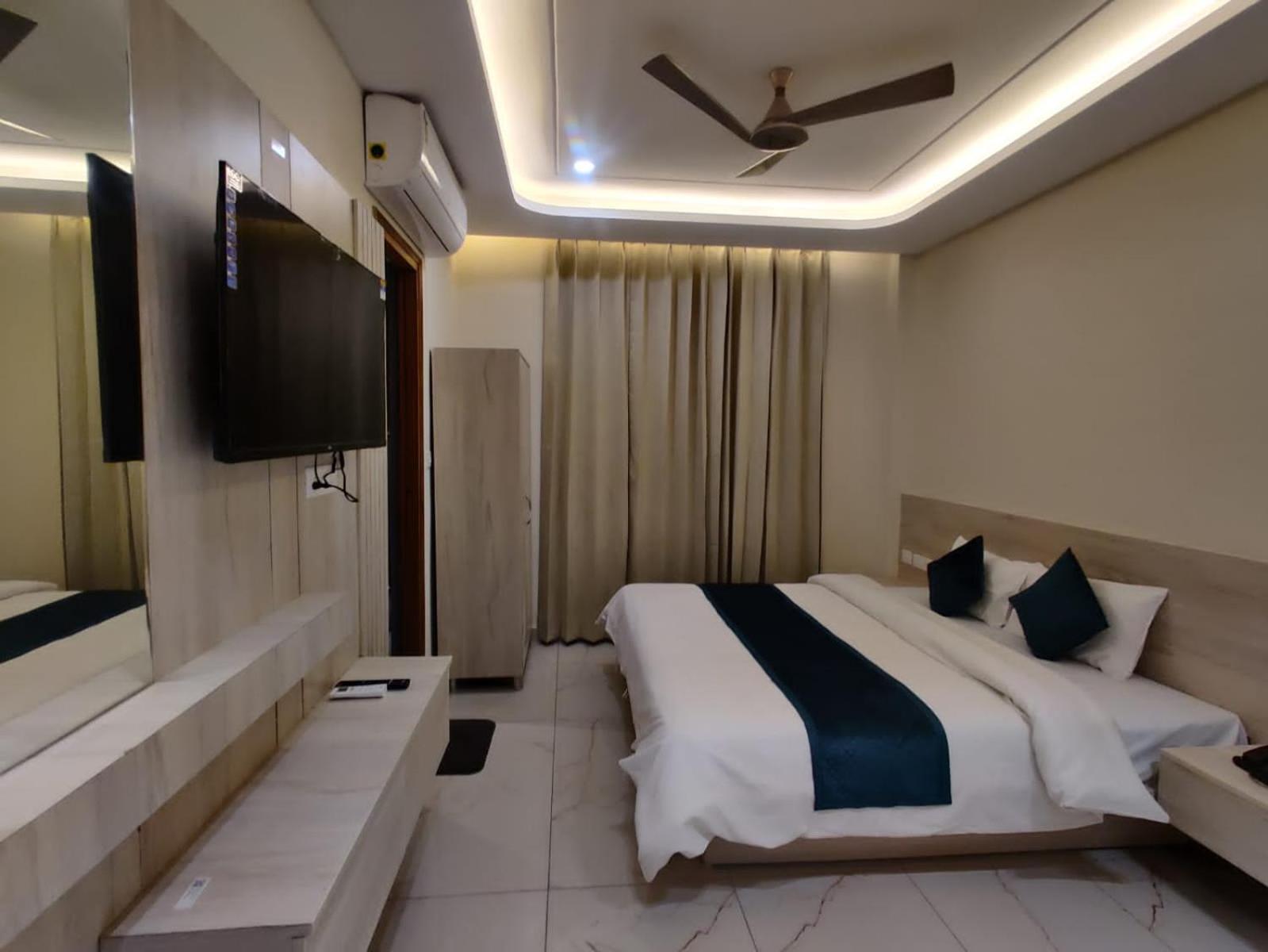 Devaaya Palace Rishīkesh Extérieur photo